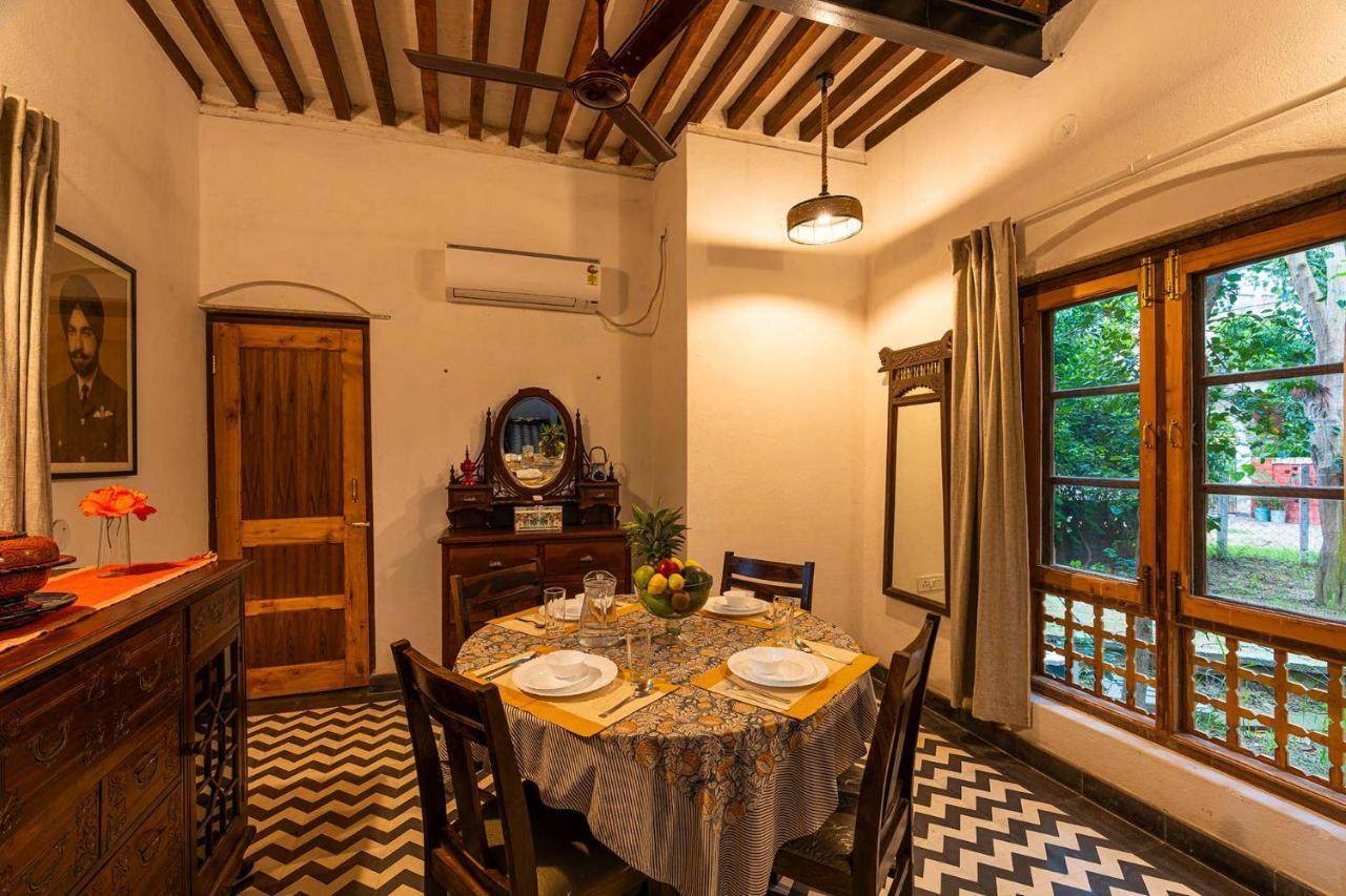 Stayvista'S Peepal Haveli - Rustic Kothi With Terrace, Breathtaking View & Bonfire Narainpur  Экстерьер фото
